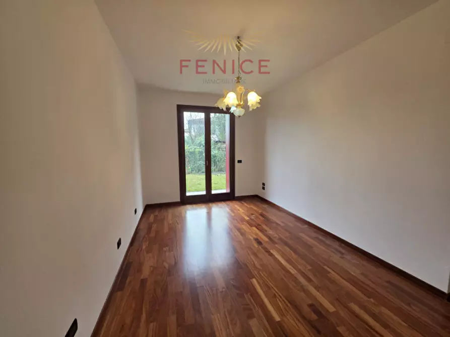 Immagine 15 di Appartamento in vendita  in Vicolo San Valentino 7 a Montebelluna