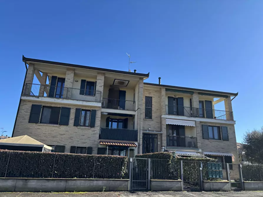 Immagine 29 di Appartamento in vendita  in Via San Michele Arcangelo, 5 a Sissa Trecasali