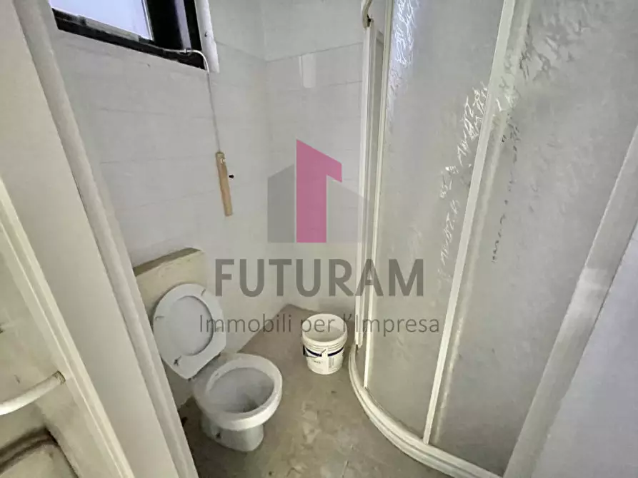 Immagine 29 di Laboratorio in affitto  in via del lavoro 1 a Torri Di Quartesolo