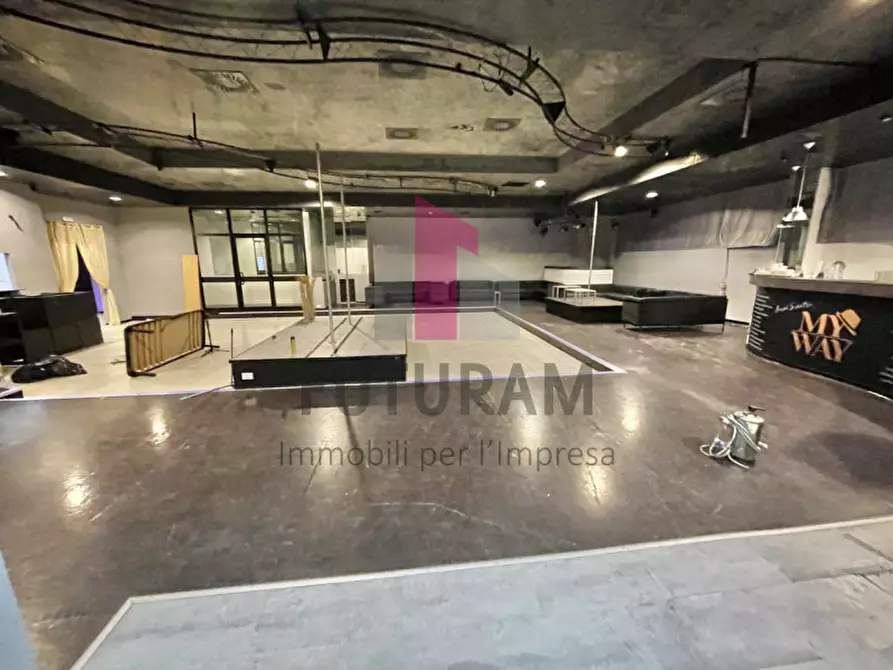 Immagine 7 di Attività commerciale in affitto  in Via del lavoro 1 a Torri Di Quartesolo