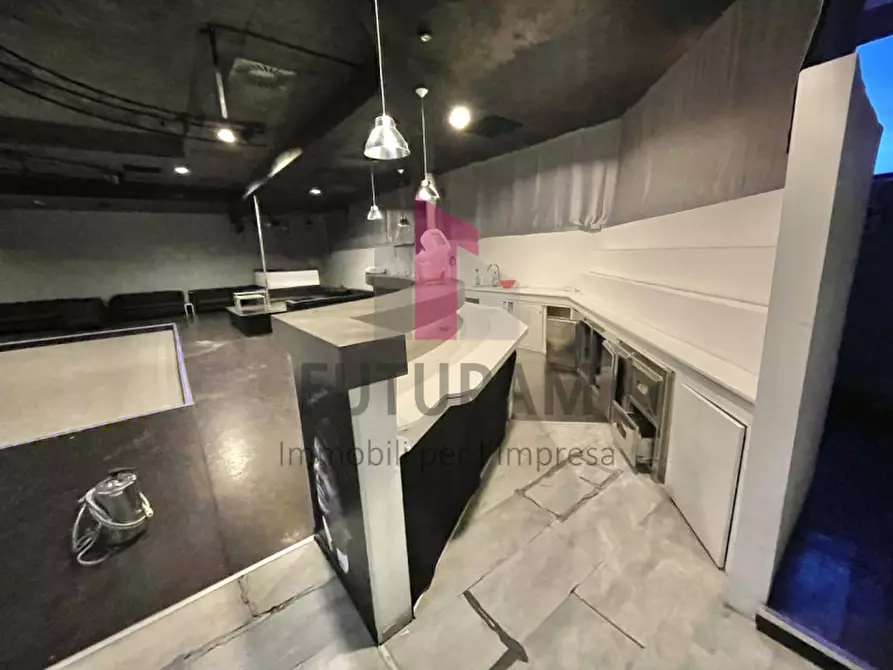 Immagine 9 di Attività commerciale in affitto  in Via del lavoro 1 a Torri Di Quartesolo