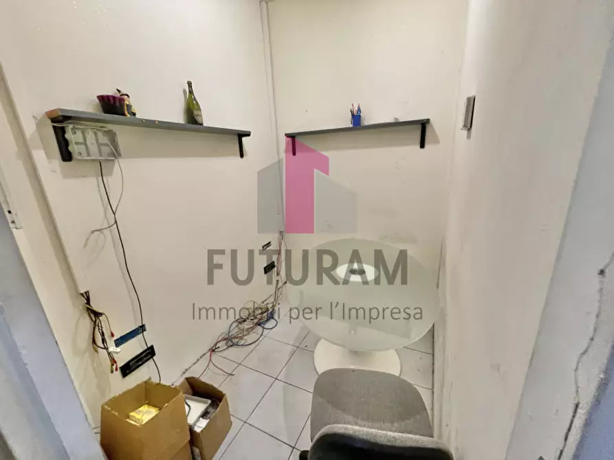 Immagine 18 di Attività commerciale in affitto  in Via del lavoro 1 a Torri Di Quartesolo