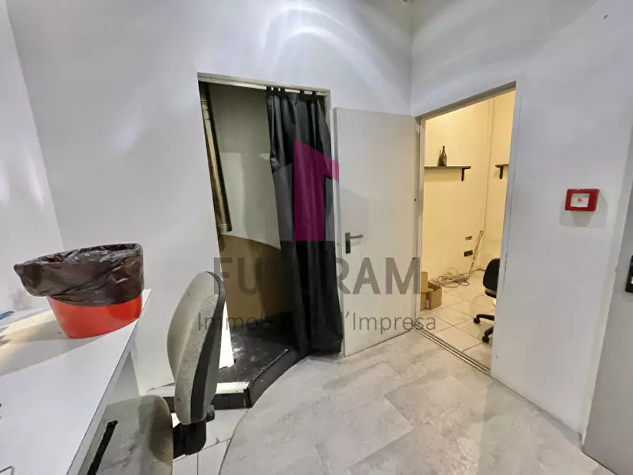 Immagine 19 di Attività commerciale in affitto  in Via del lavoro 1 a Torri Di Quartesolo