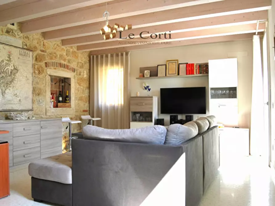 Immagine 12 di Villa in vendita  a Lonigo