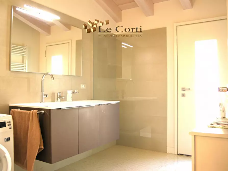 Immagine 17 di Villa in vendita  a Lonigo