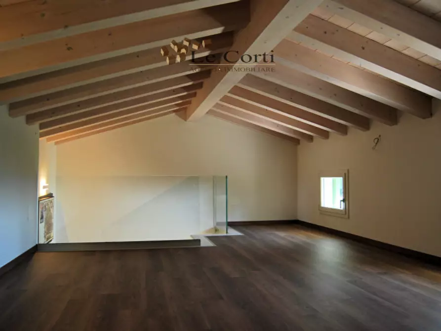 Immagine 21 di Villa in vendita  a Lonigo