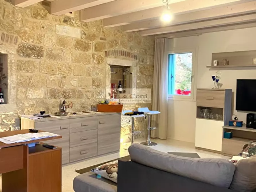 Immagine 23 di Villa in vendita  a Lonigo