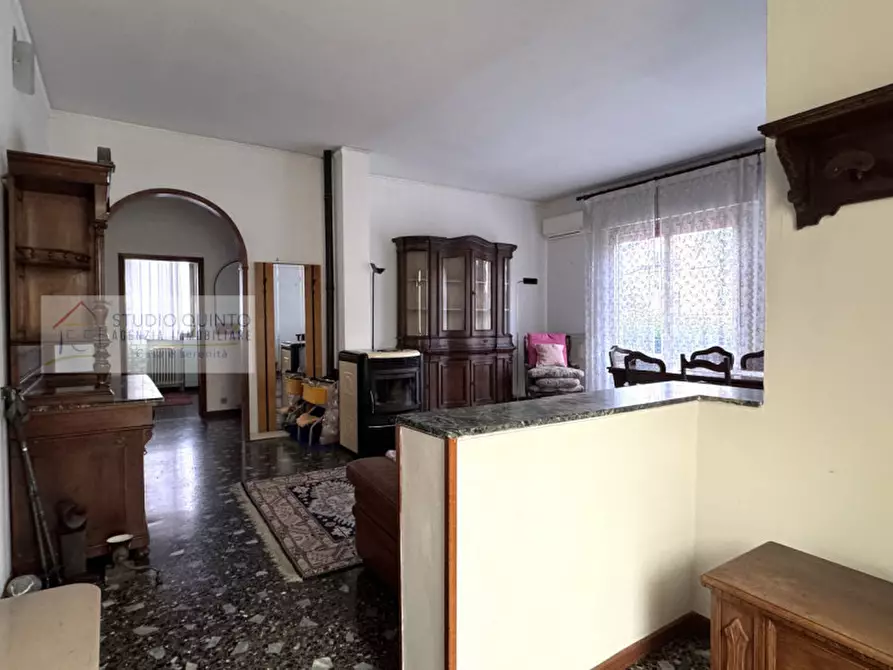 Immagine 1 di Villa in vendita  a Venezia