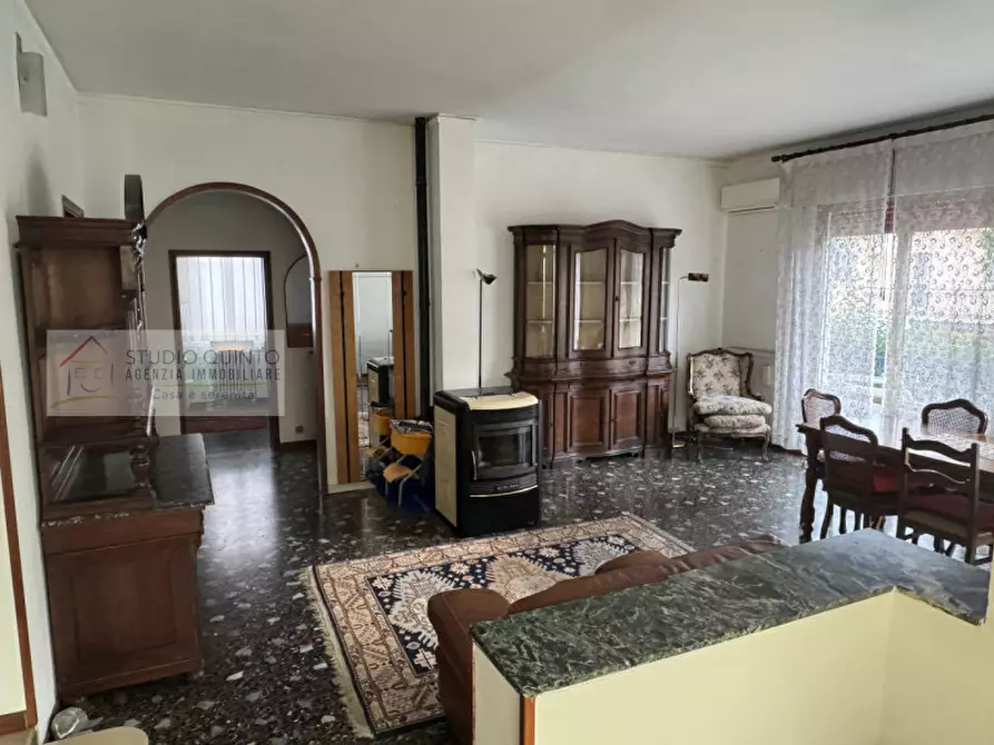 Immagine 2 di Villa in vendita  a Venezia