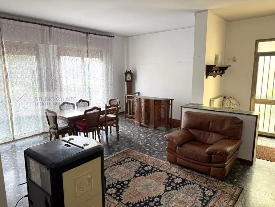 Immagine 3 di Villa in vendita  a Venezia