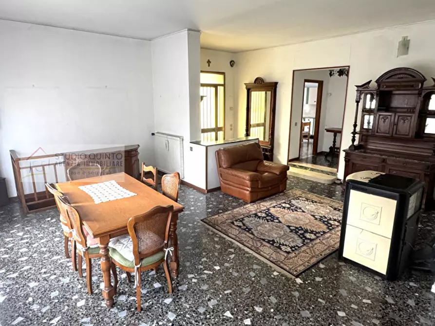 Immagine 6 di Villa in vendita  a Venezia