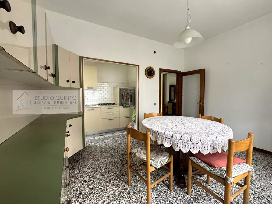 Immagine 10 di Villa in vendita  a Venezia