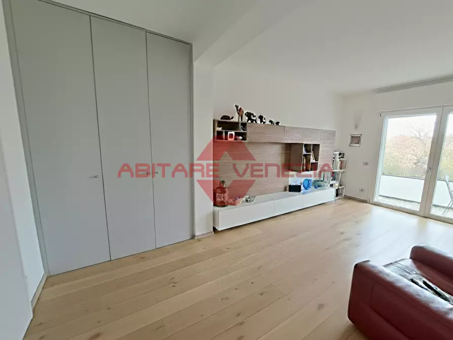 Immagine 6 di Appartamento in vendita  in Via Sandro Gallo 161 a Venezia