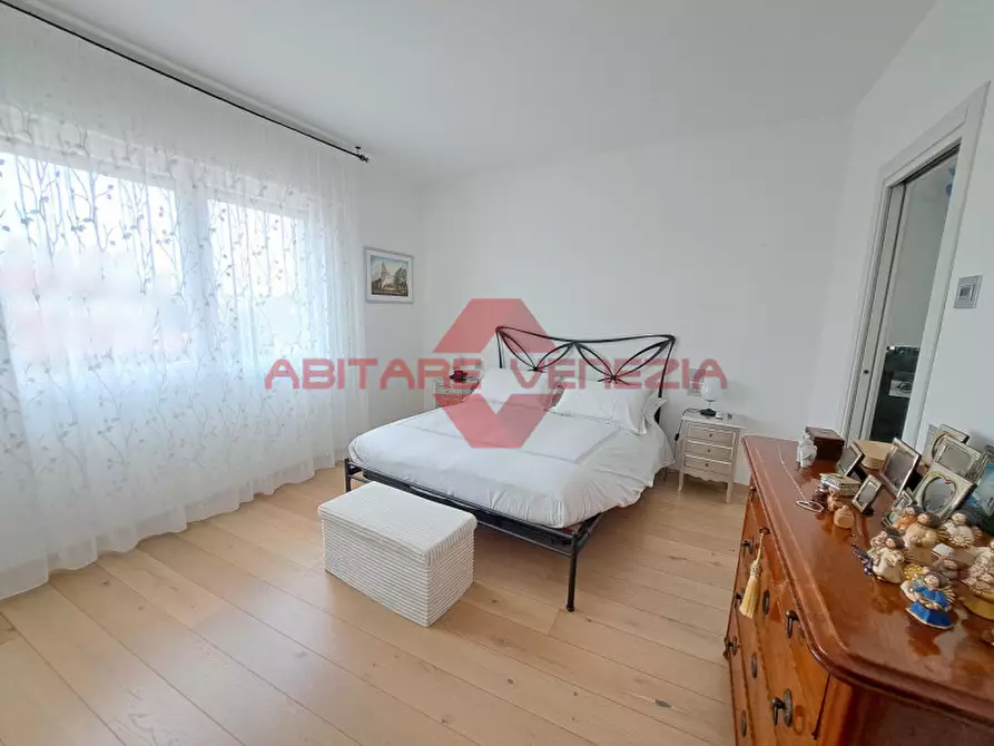 Immagine 12 di Appartamento in vendita  in Via Sandro Gallo 161 a Venezia