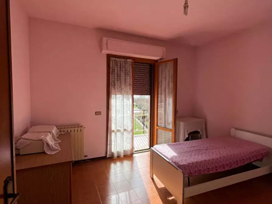 Immagine 10 di Appartamento in vendita  in VIA MARZZABOTO a Castiglione Del Lago