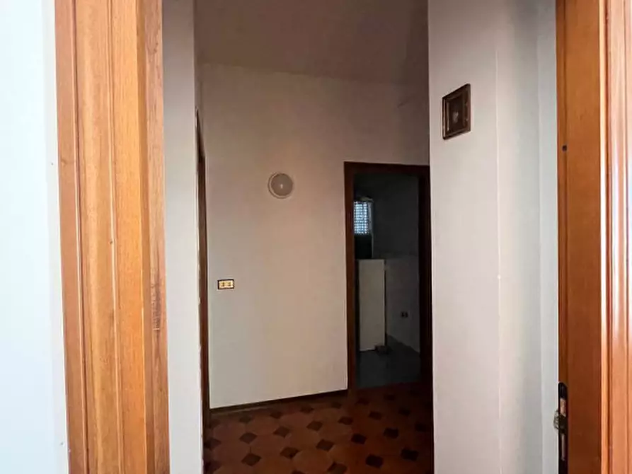 Immagine 18 di Appartamento in vendita  in VIA MARZZABOTO a Castiglione Del Lago