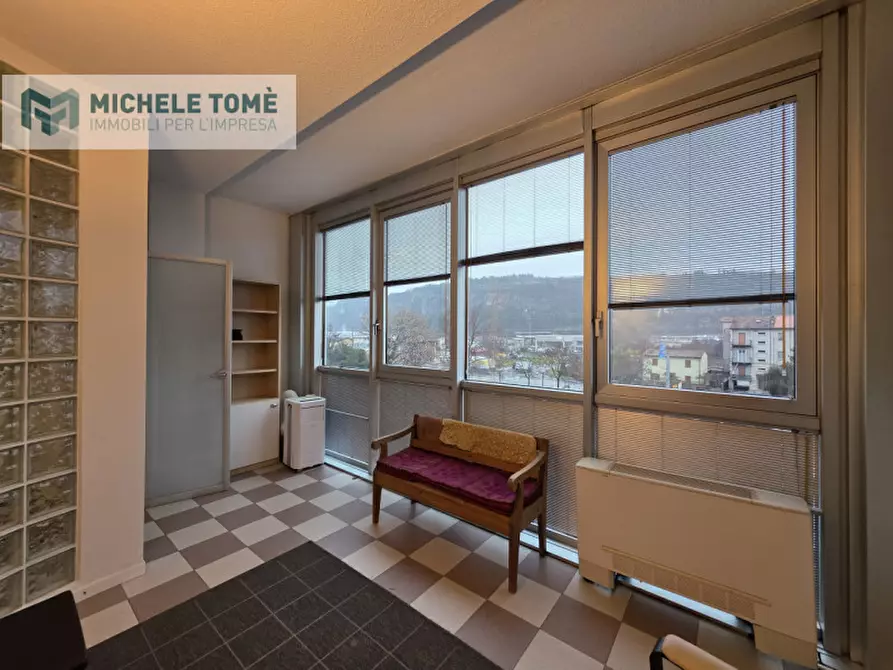 Immagine 22 di Ufficio in vendita  in Via Armando Diaz a Sant'ambrogio Di Valpolicella