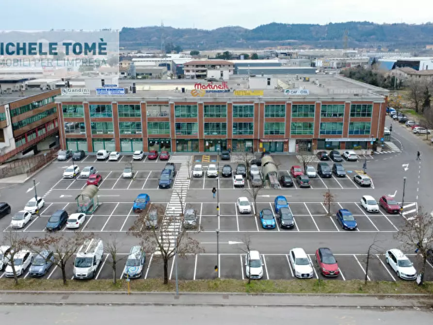 Immagine 26 di Ufficio in vendita  in Via Armando Diaz a Sant'ambrogio Di Valpolicella