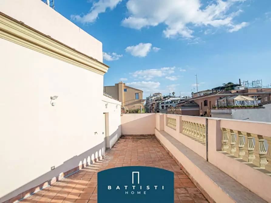 Immagine 6 di Attico in affitto  in Piazza Barberini a Roma