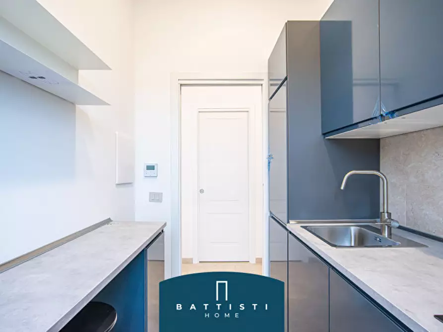 Immagine 12 di Attico in affitto  in Piazza Barberini a Roma