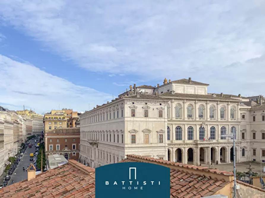 Immagine 25 di Attico in affitto  in Piazza Barberini a Roma