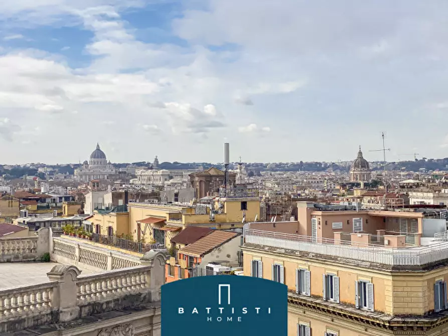 Immagine 26 di Attico in affitto  in Piazza Barberini a Roma