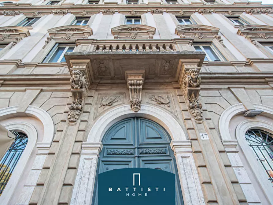 Immagine 33 di Attico in affitto  in Piazza Barberini a Roma