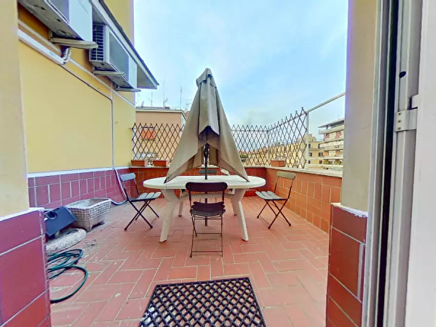 Immagine 3 di Appartamento in affitto  in Via Appia Nuova, 310 a Roma