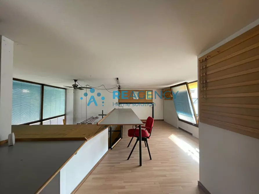 Immagine 15 di Ufficio in vendita  a Montecchio Maggiore