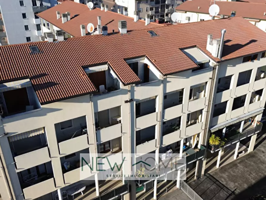 Immagine 1 di Appartamento in vendita  in via Legnago 39 a Verona