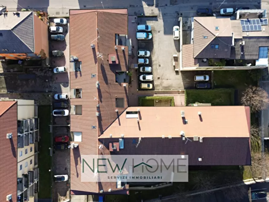 Immagine 4 di Appartamento in vendita  in via Legnago 39 a Verona