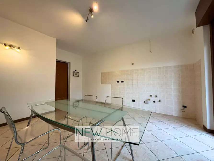 Immagine 7 di Appartamento in vendita  in via Legnago 39 a Verona