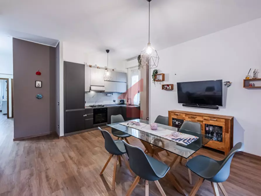 Immagine 6 di Appartamento in vendita  in Via Canova 9 a Parma