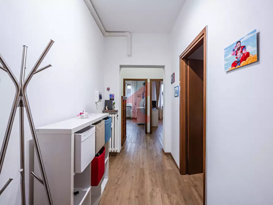 Immagine 11 di Appartamento in vendita  in Via Canova 9 a Parma