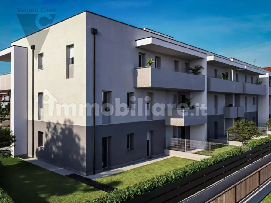 Immagine 2 di Appartamento in vendita  a Legnaro