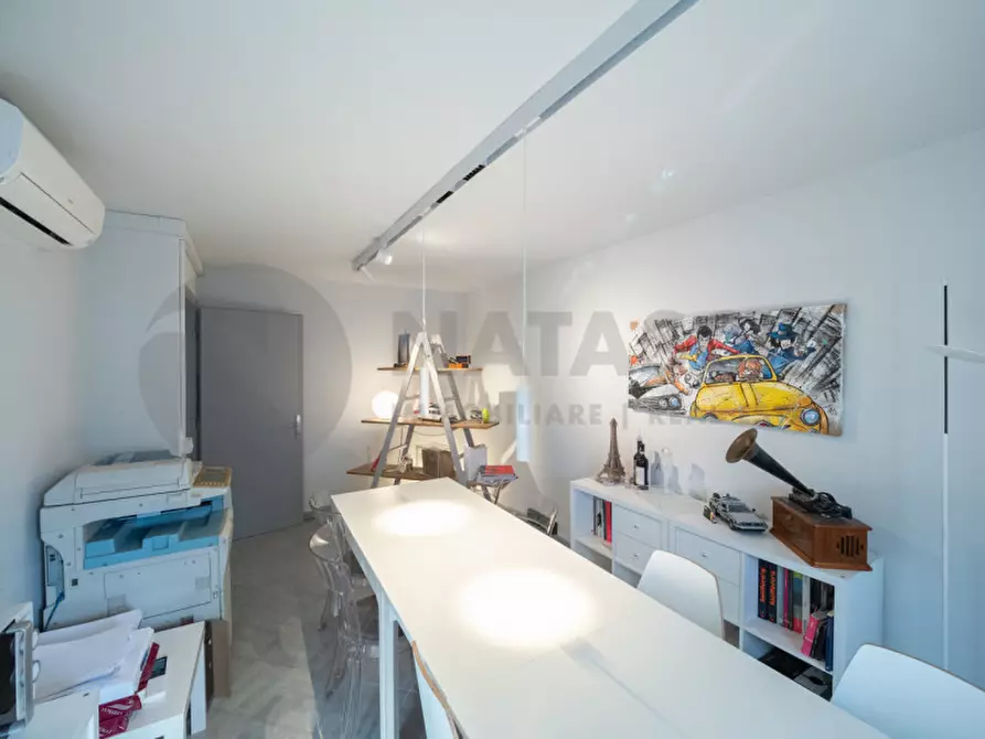 Immagine 9 di Ufficio in affitto  a Pontassieve