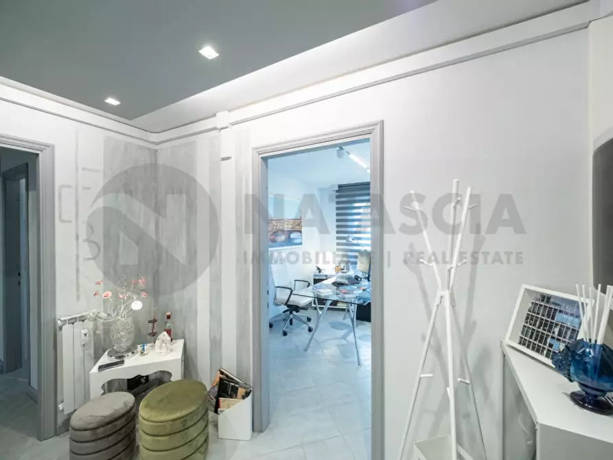 Immagine 11 di Ufficio in affitto  a Pontassieve