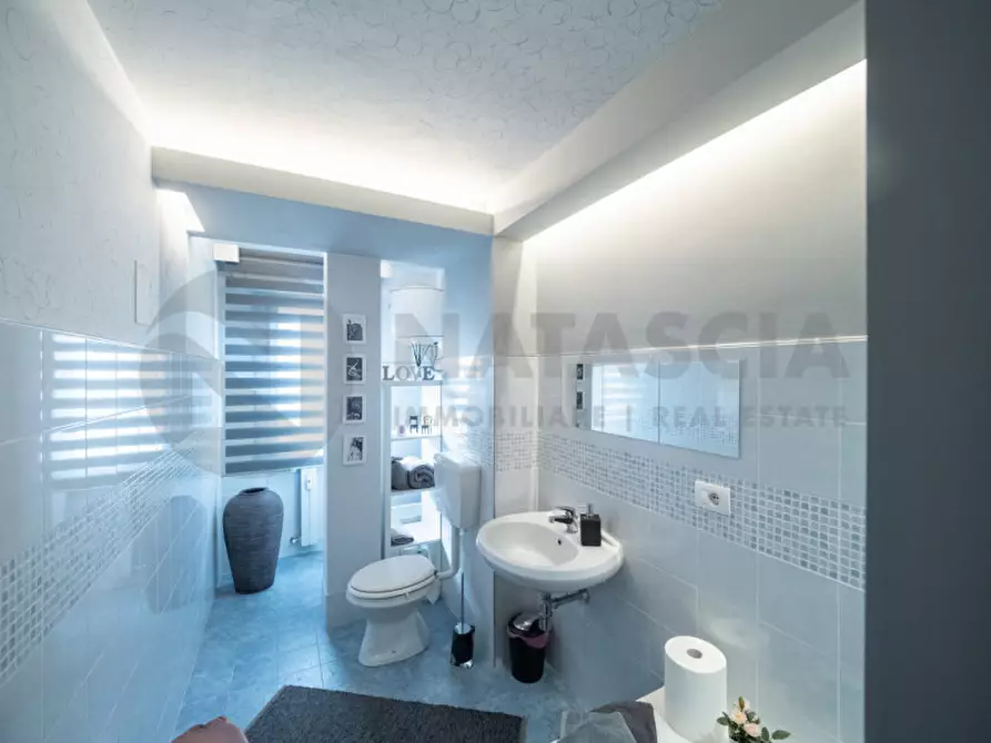 Immagine 12 di Ufficio in affitto  a Pontassieve