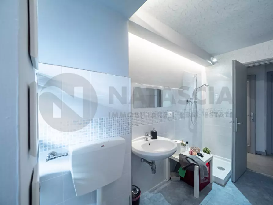 Immagine 13 di Ufficio in affitto  a Pontassieve