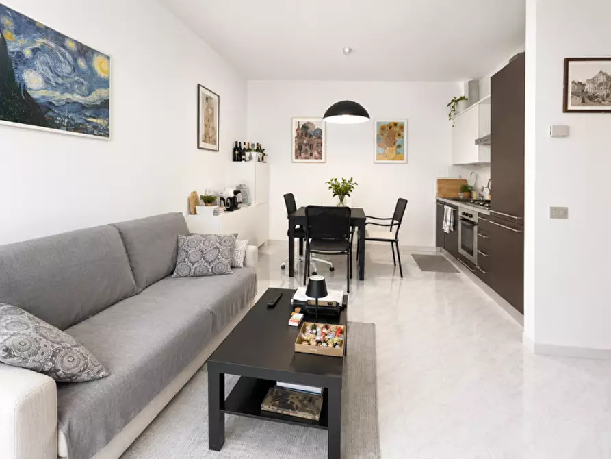 Immagine 2 di Appartamento in vendita  a Senigallia