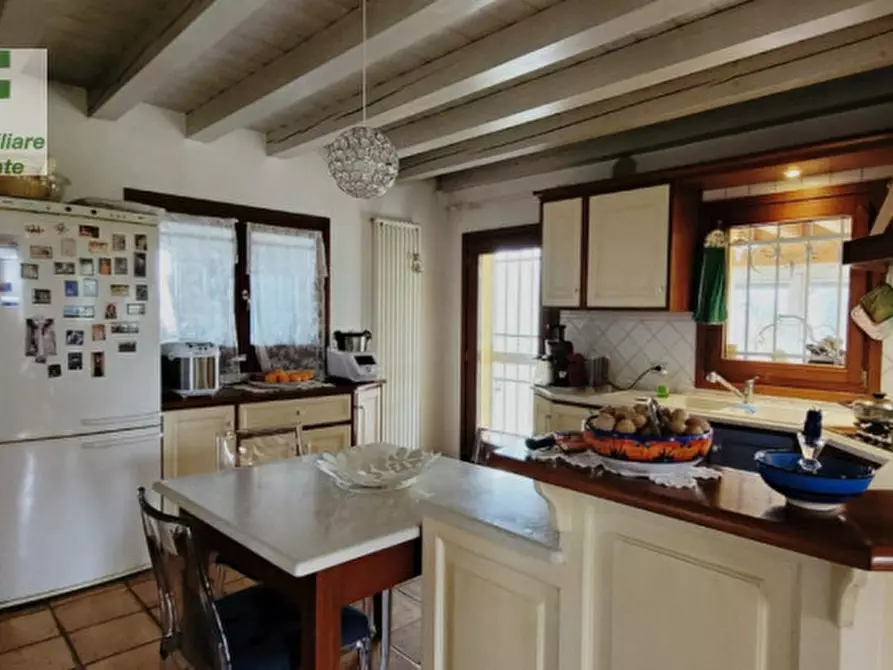 Immagine 4 di Casa indipendente in vendita  in VIA PRATI a Cadoneghe