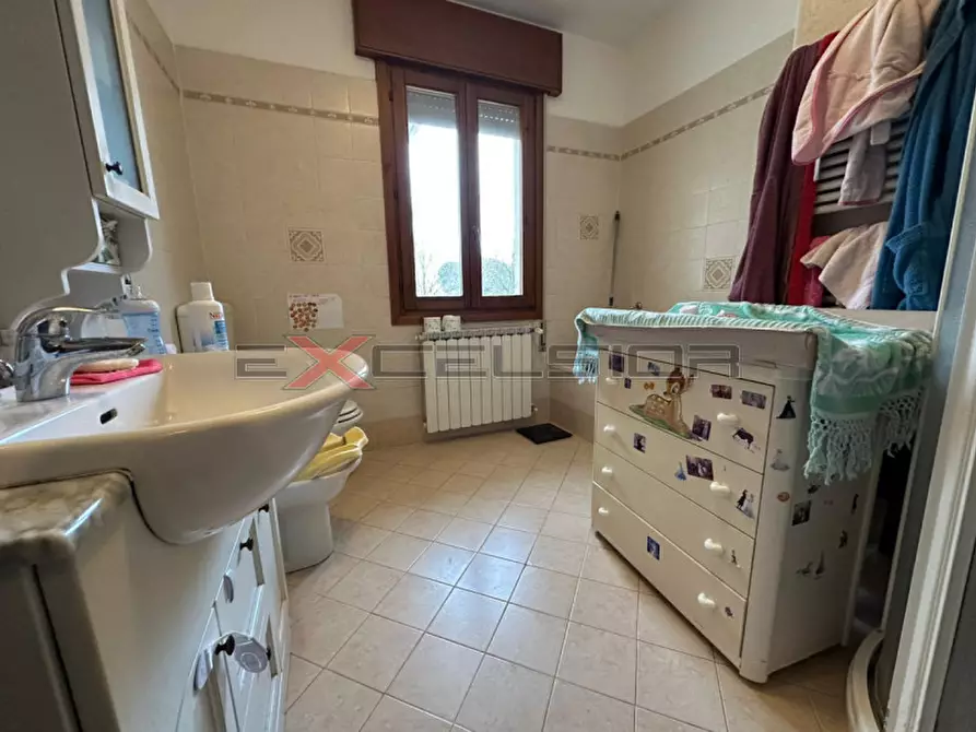 Immagine 5 di Appartamento in vendita  in Corso Giuseppe Mazzini, 7 a Adria