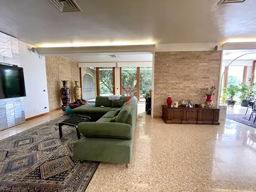 Immagine 9 di Villa in vendita  in Via Vigonovese a Padova