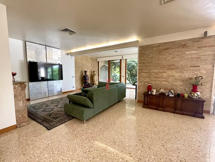 Immagine 10 di Villa in vendita  in Via Vigonovese a Padova