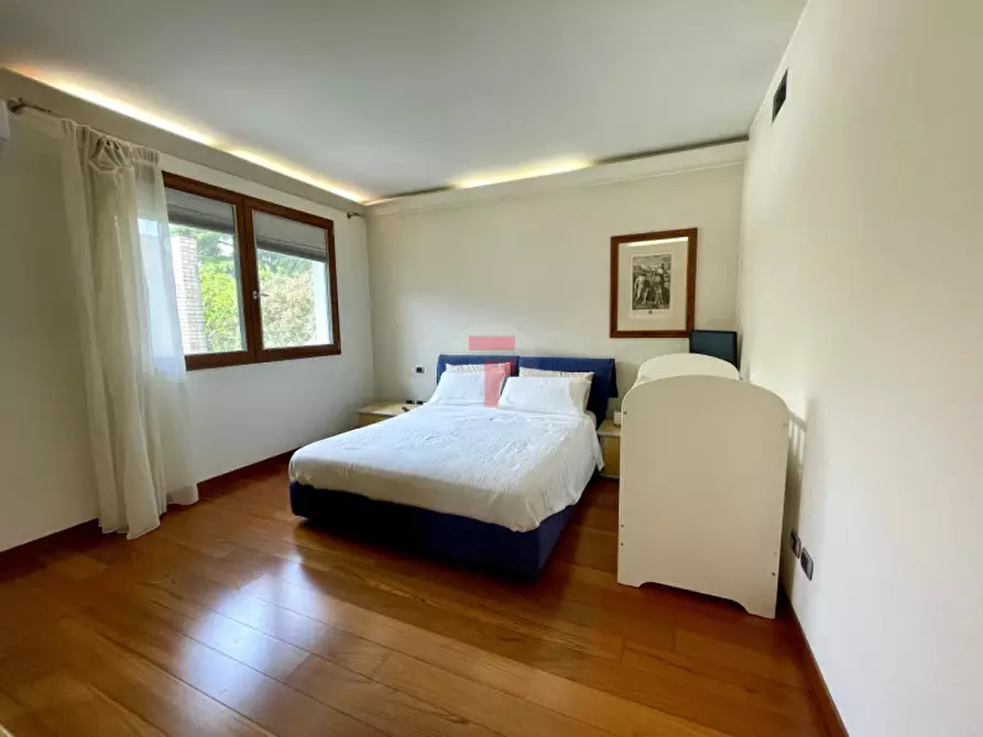 Immagine 24 di Villa in vendita  in Via Vigonovese a Padova