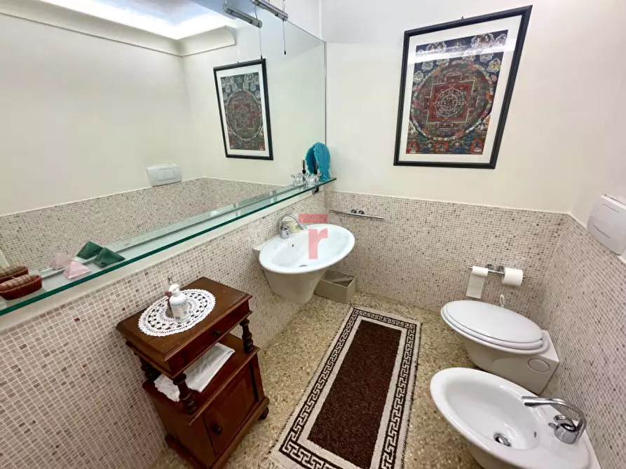 Immagine 33 di Villa in vendita  in Via Vigonovese a Padova