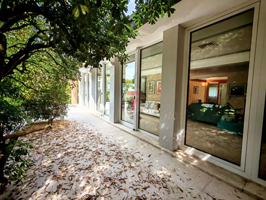 Immagine 40 di Villa in vendita  in Via Vigonovese a Padova