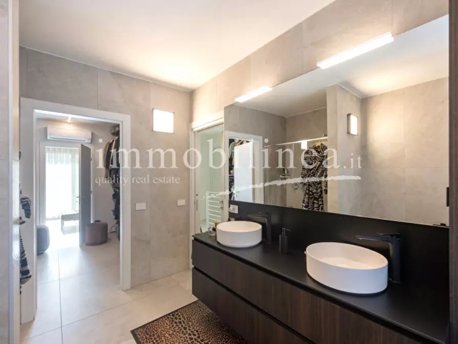 Immagine 16 di Villetta a schiera in vendita  in via Don Giovanni Zeni a Costermano sul Garda