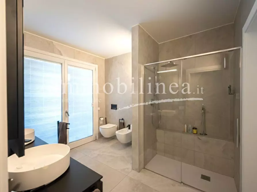 Immagine 19 di Villetta a schiera in vendita  in via Don Giovanni Zeni a Costermano sul Garda