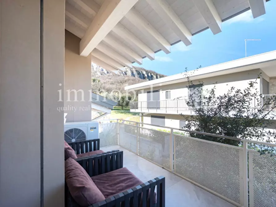 Immagine 20 di Villetta a schiera in vendita  in via Don Giovanni Zeni a Costermano sul Garda